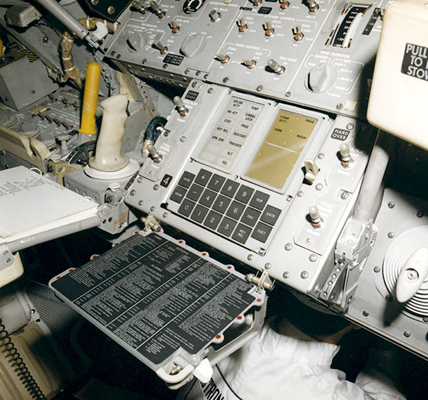 NASA apollo 11 guidance computer