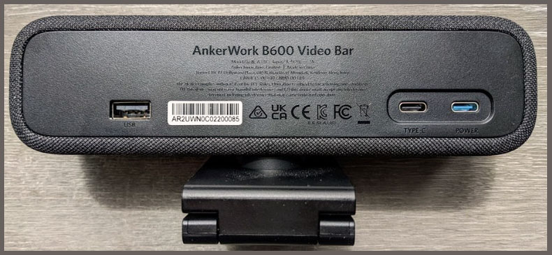 Vue arrière de la barre vidéo AnkerWork B600